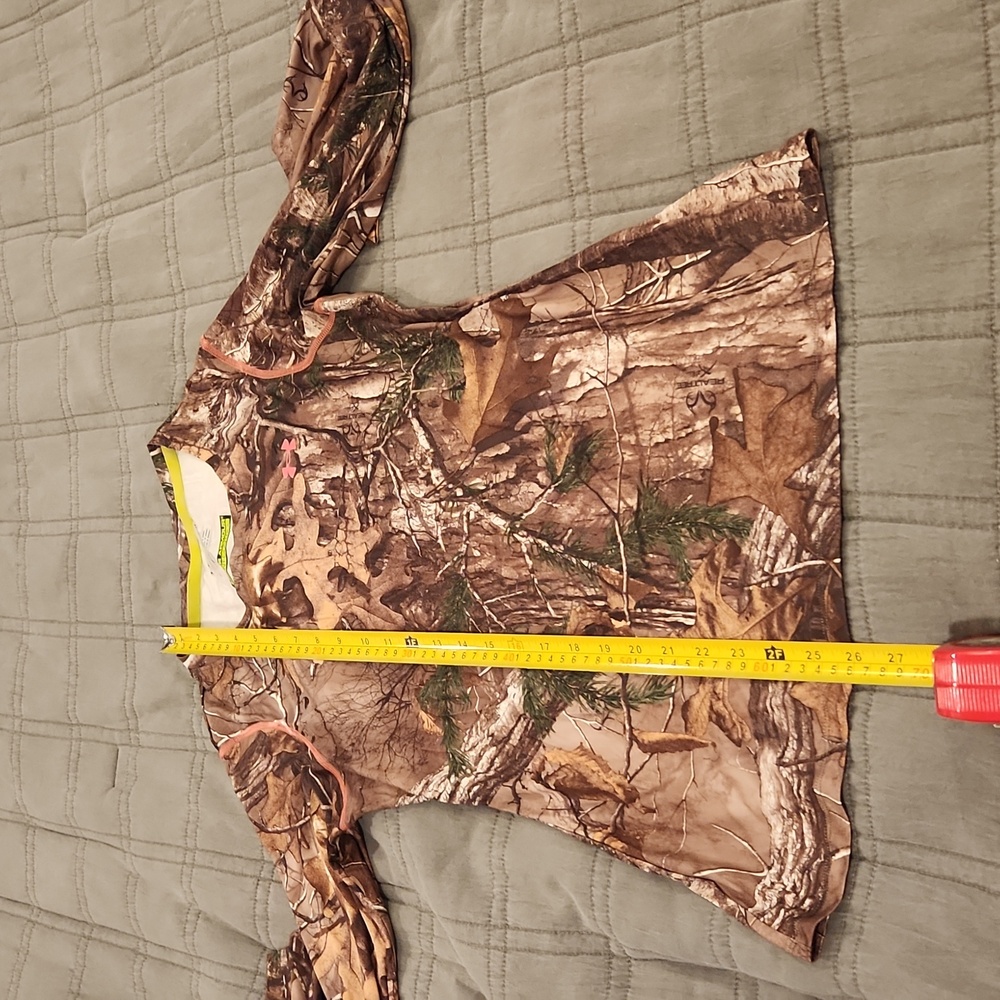 Under Armour Women's Camouflage Long Sleeve Tee Size M, New Without Tags! - Picture 9 of 10